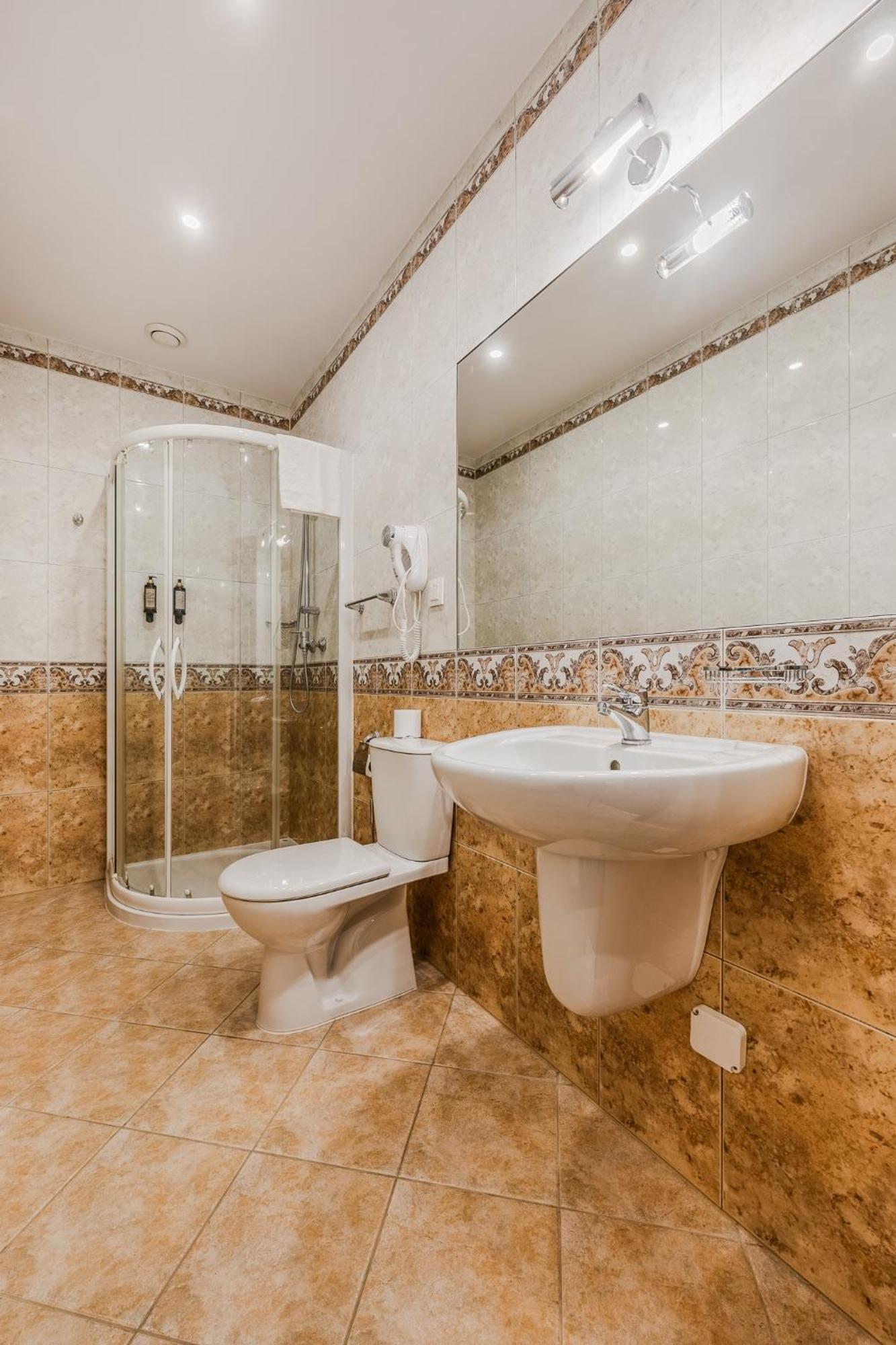 Hotel Caro Poznan Dış mekan fotoğraf